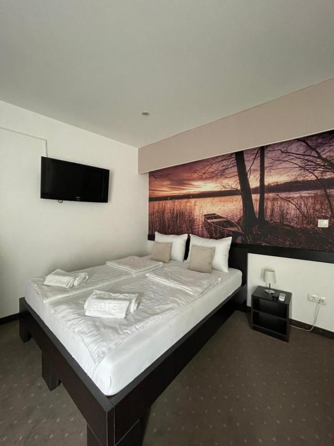 Apartments & Rooms Villa Zaad モスタル エクステリア 写真