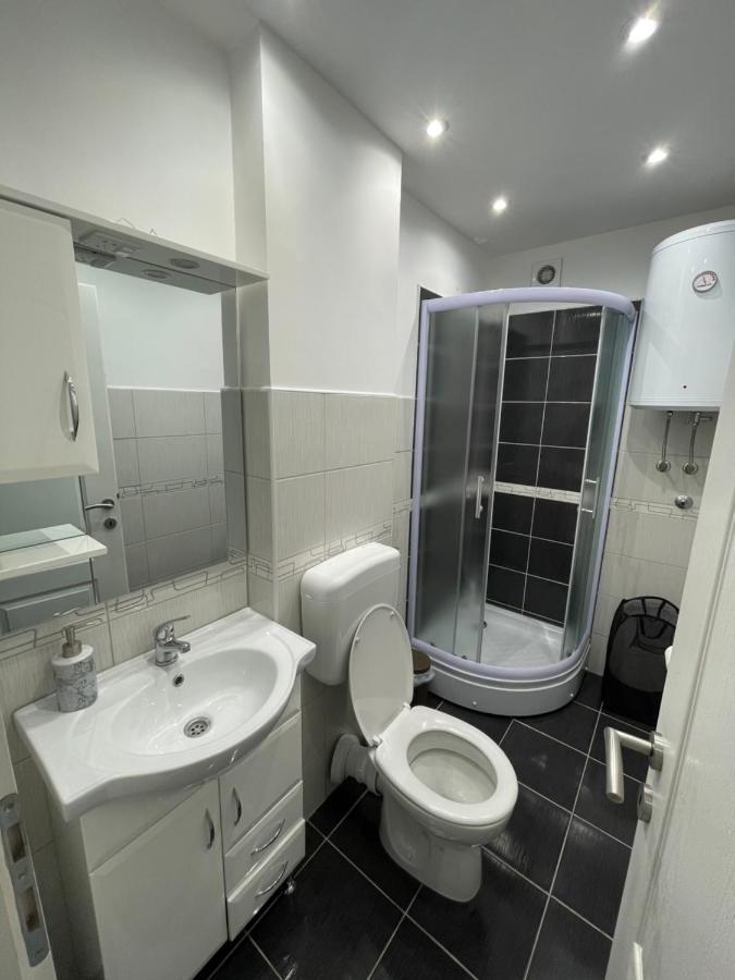 Apartments & Rooms Villa Zaad モスタル エクステリア 写真