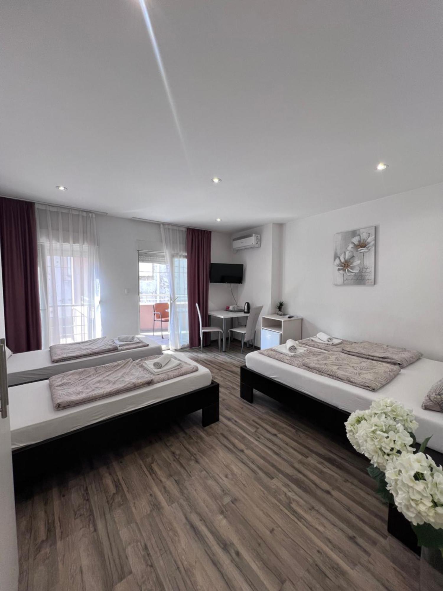 Apartments & Rooms Villa Zaad モスタル エクステリア 写真